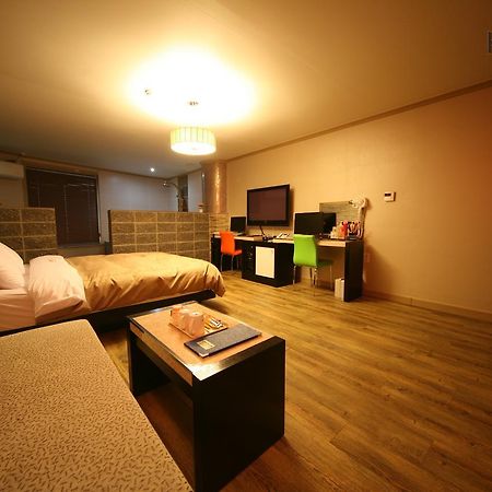 Chuncheon Myeongdong Hotel Exterior foto