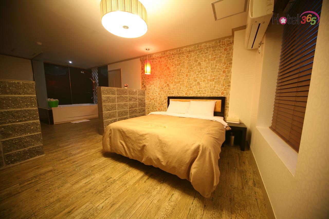 Chuncheon Myeongdong Hotel Exterior foto