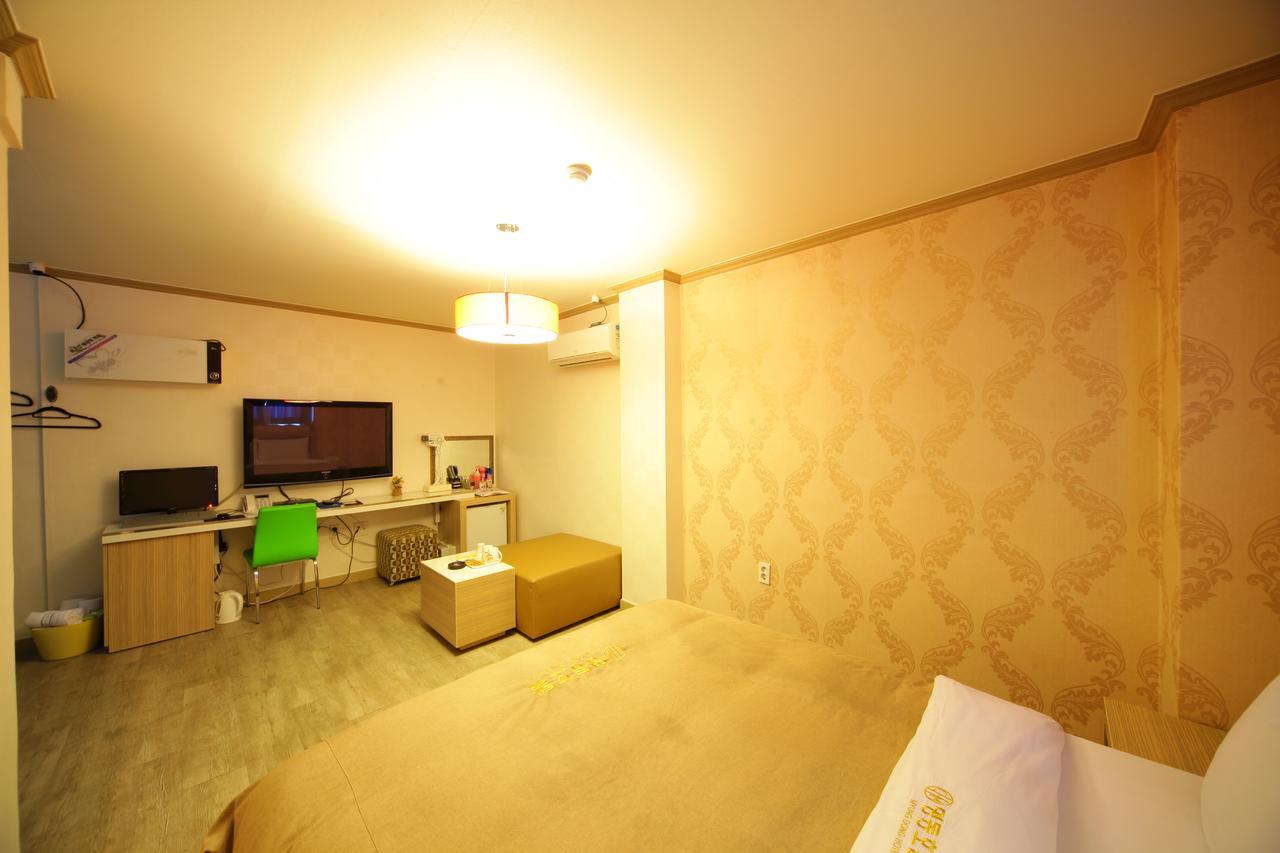 Chuncheon Myeongdong Hotel Exterior foto